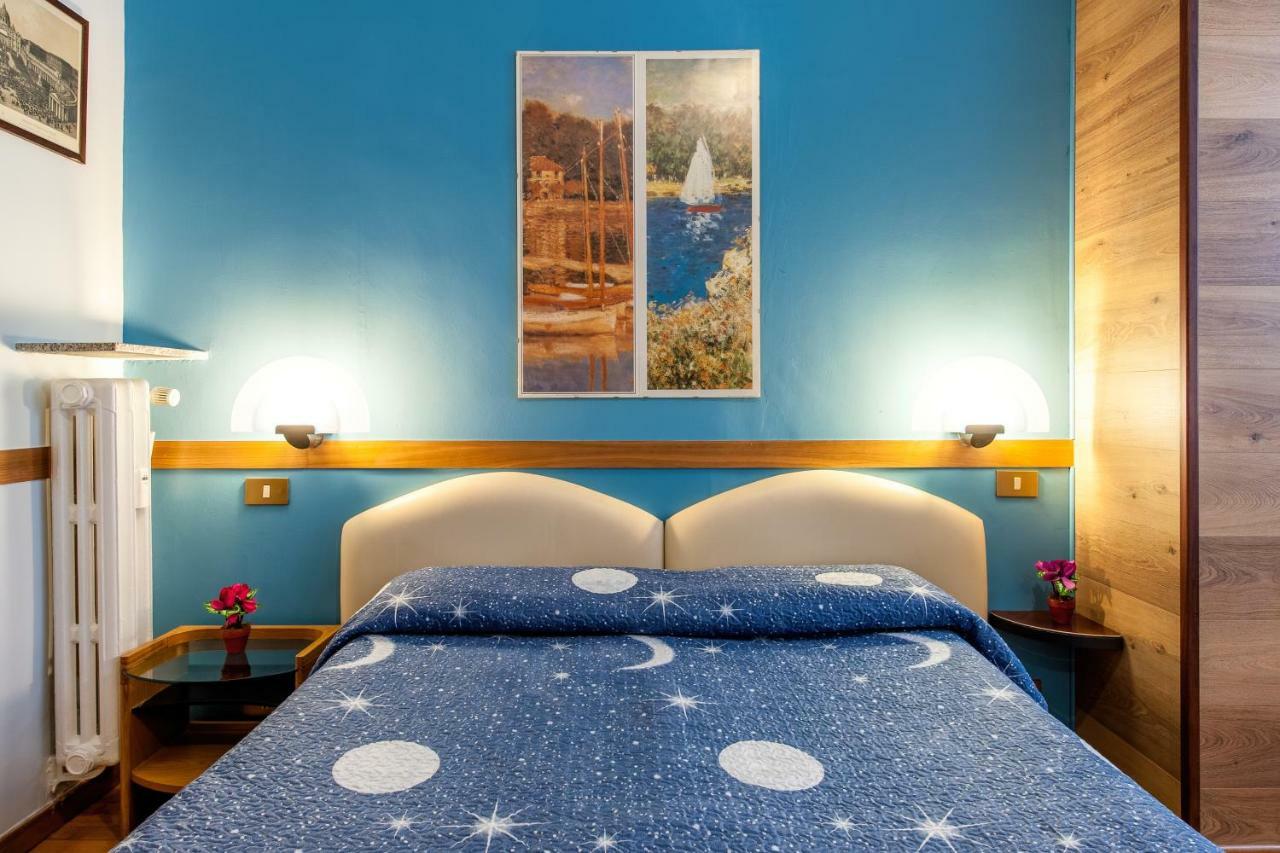 Alessandro A San Pietro Bed Rom